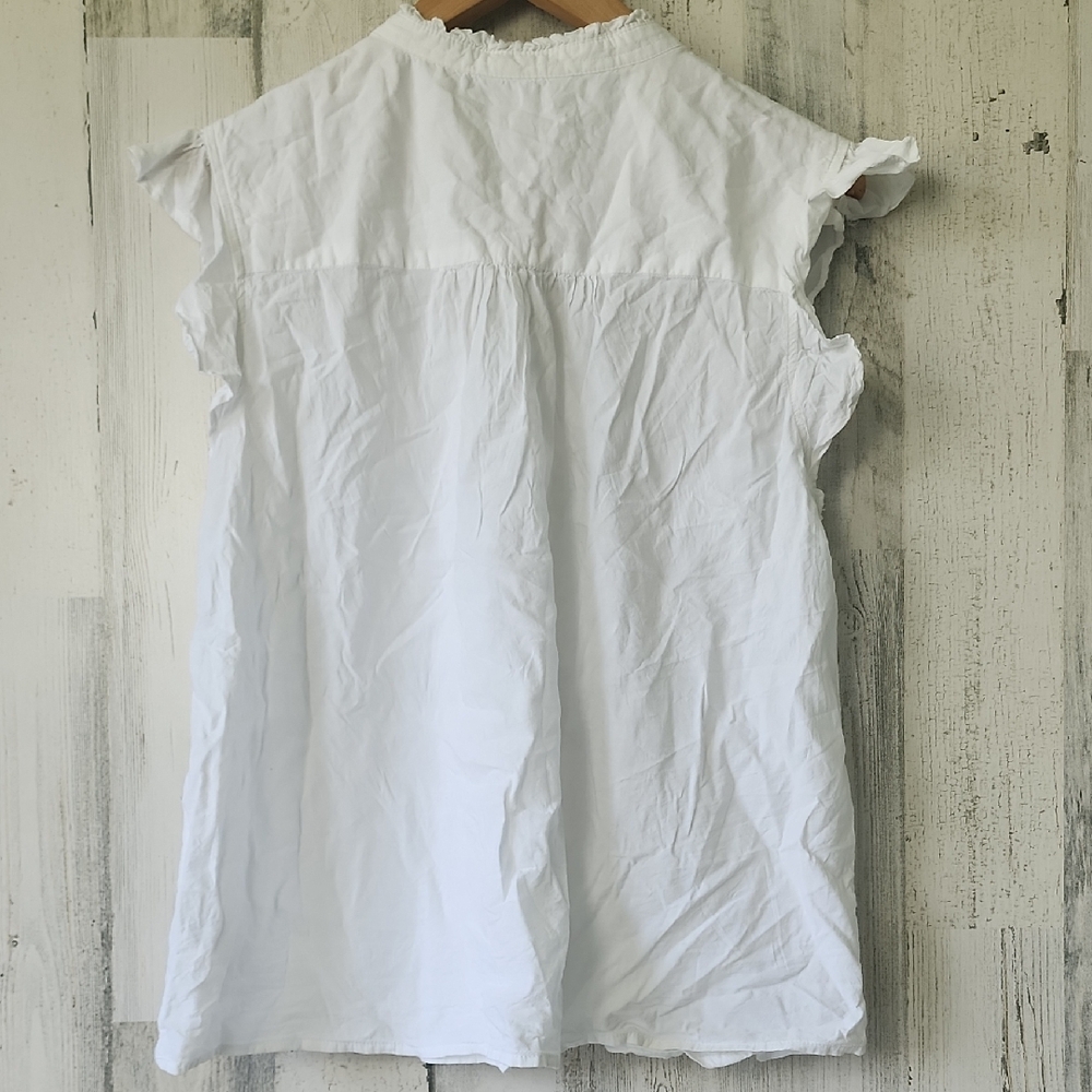 Time and Tru White Textured Smocked Blouse with Tassels Size XL 16-18 - Picture 5 of 9